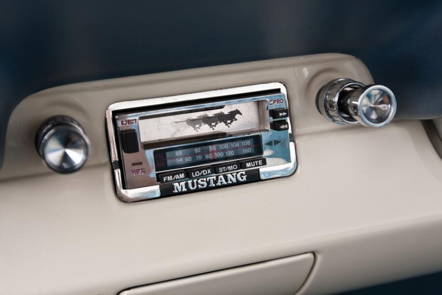  Ford Mustang Convertible 1966 года  (фото 8 из 65)